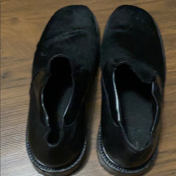 Shoes - Picture 3 of 3